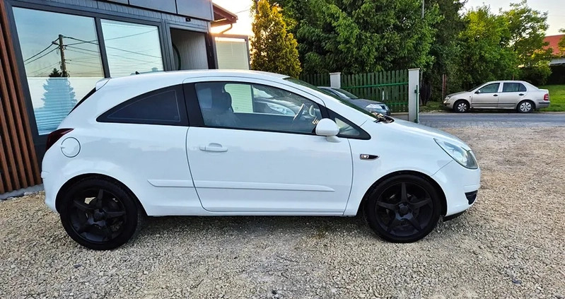 Opel Corsa cena 9999 przebieg: 214000, rok produkcji 2008 z Knyszyn małe 596